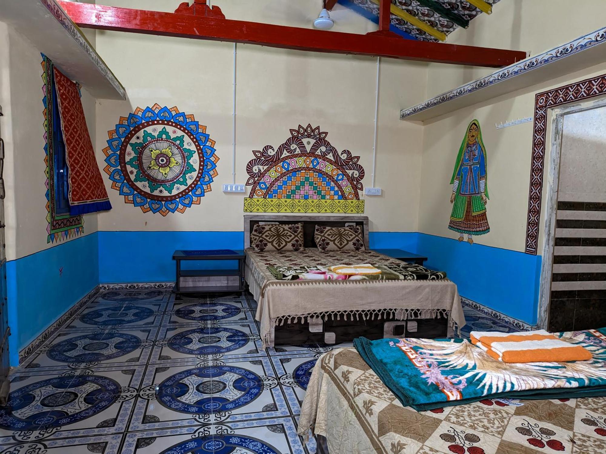 White Land Villagestay Dhordo Екстер'єр фото